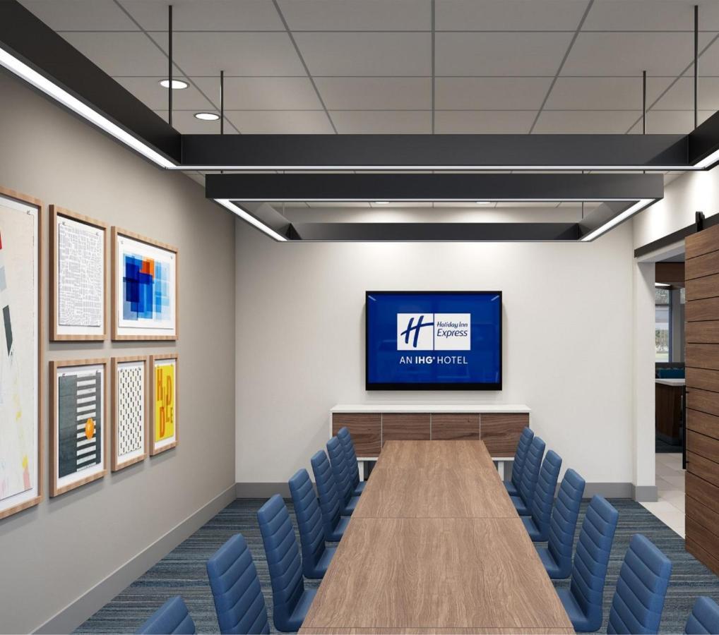 Holiday Inn Express & Suites - Yuba City - Marysville, An Ihg Hotel Экстерьер фото